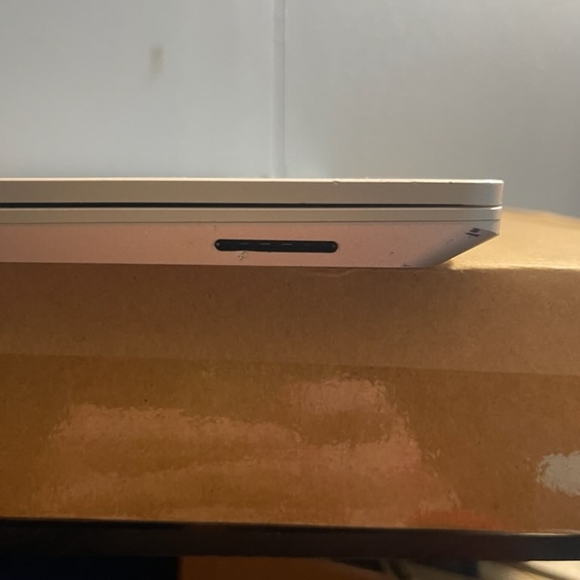 Surface Pro 3 laptop - Picture 7 of 9